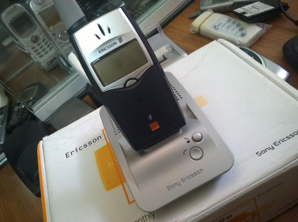 sony t39m hàng orange full box - 1