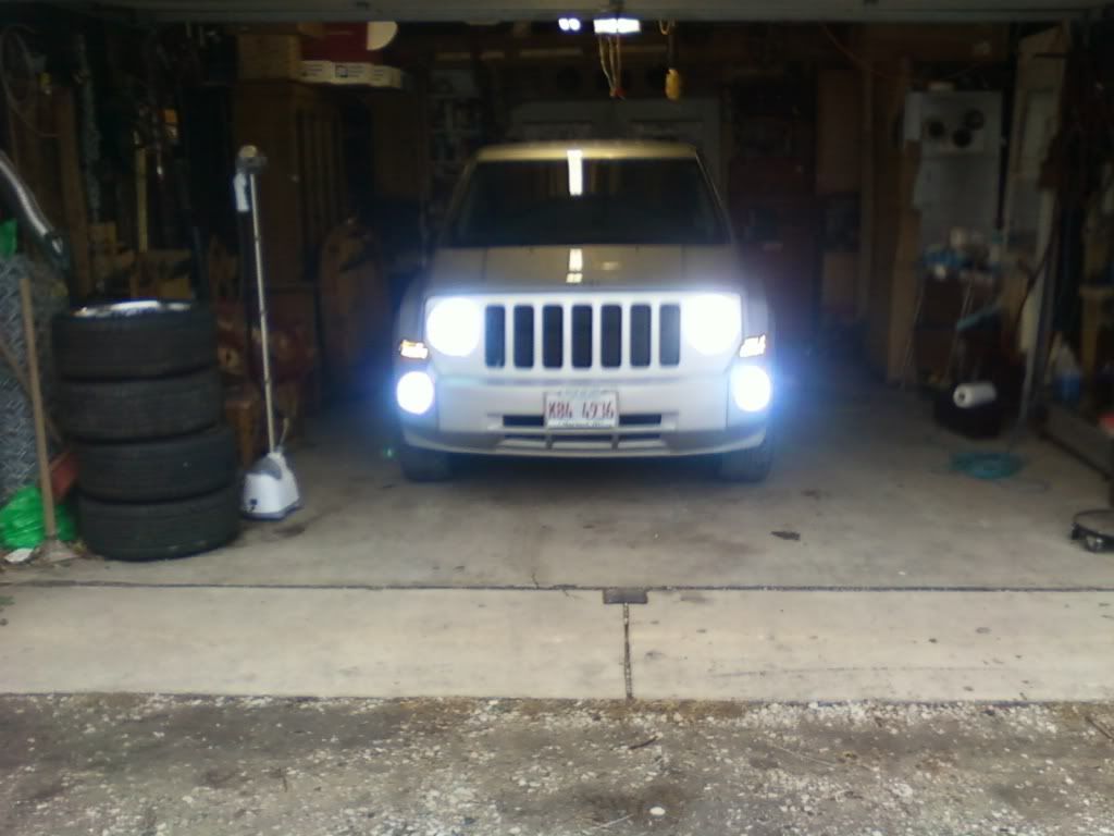 finally got the hids for the fogs Jeep Patriot Forums