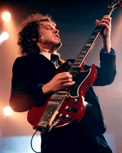 AngusYoung.jpg