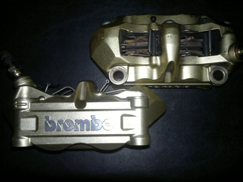 A Radial brake setup @ ZX12R ZONE.com