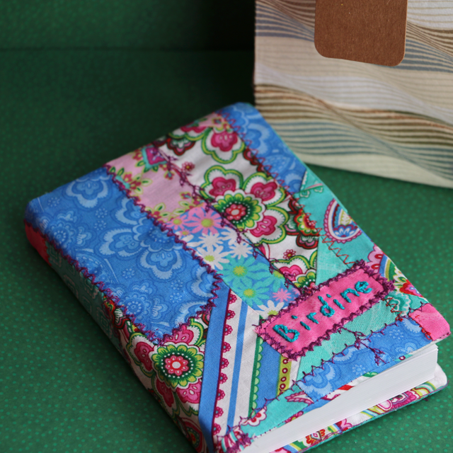 Learn how to make a journal out of scraps. 