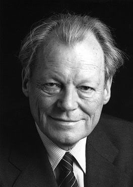 264px-Bundesarchiv_B_145_Bild-F057884-0009_Willy_Brandt.jpg